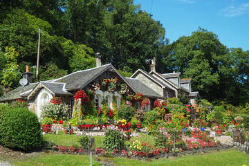 Which Is Better A Bigger House Or Bigger Garden?