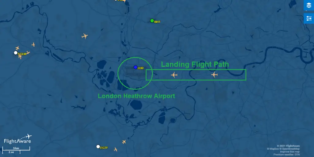 Map of inbound flight path into London Heathrow using Flightaware.com
