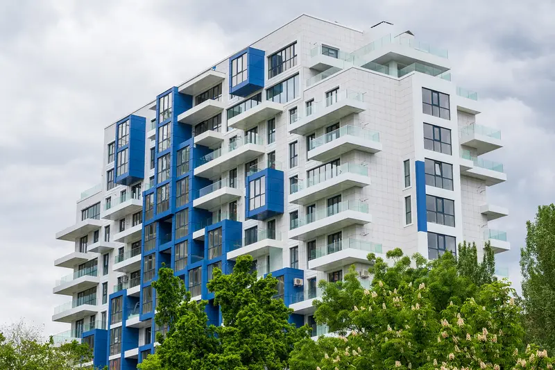 Apartment building - Is It Hard To Sell A Leasehold Property