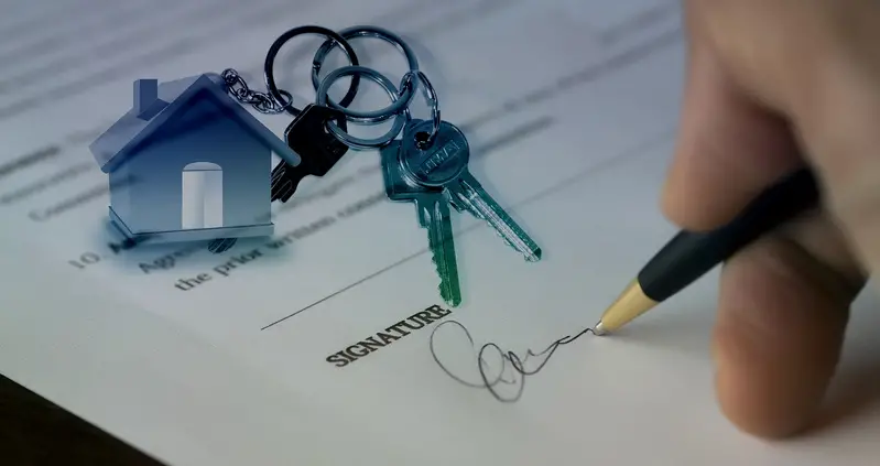 Keys and contract - Visiting property after offer accepted