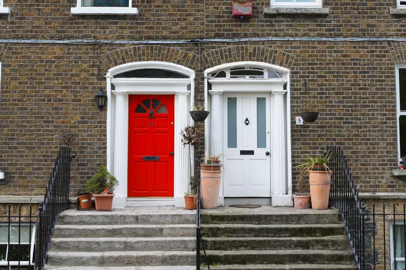 Two front doors - property sales comparables